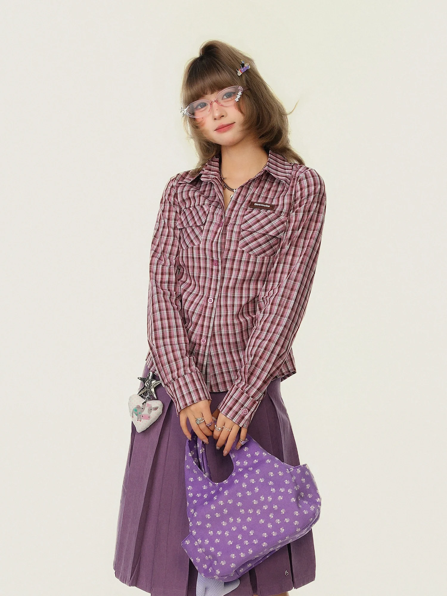 

Женская приталенная рубашка в клетку с длинным рукавом в корейском стиле, с цветовыми блоками, утягивающая талию, весенне-осенний топ укороченной длины на пуговицах