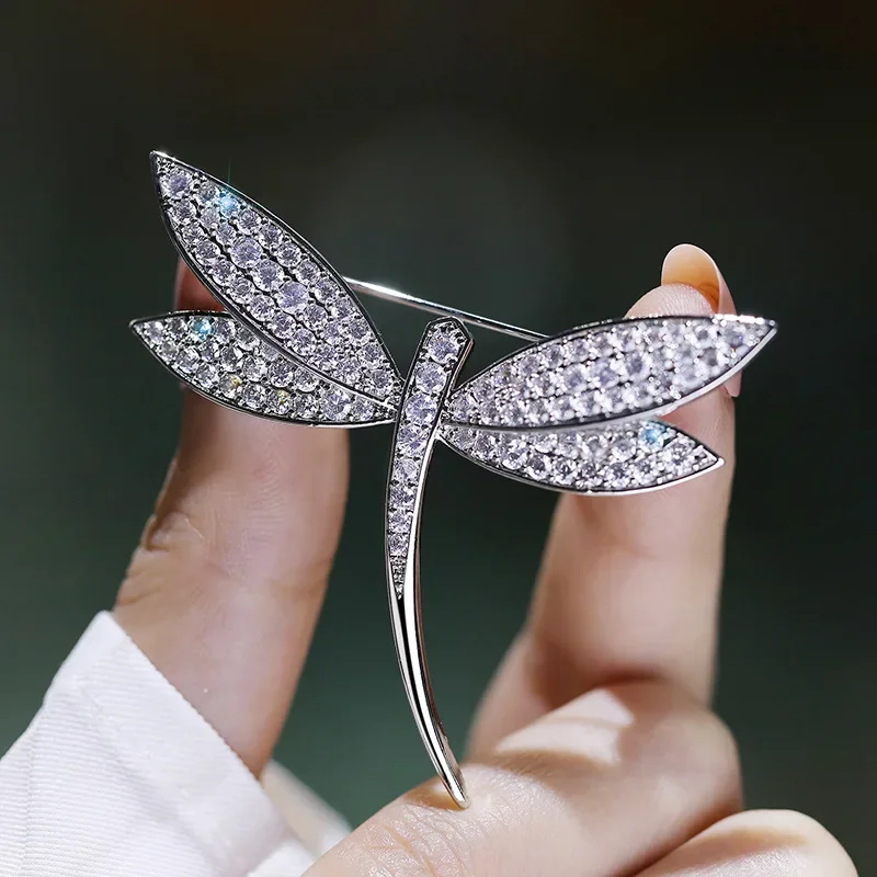 المرأة العصرية الرائعة الصدار معطف أنيق سترة الزركون اليعسوب بروش شارات #1