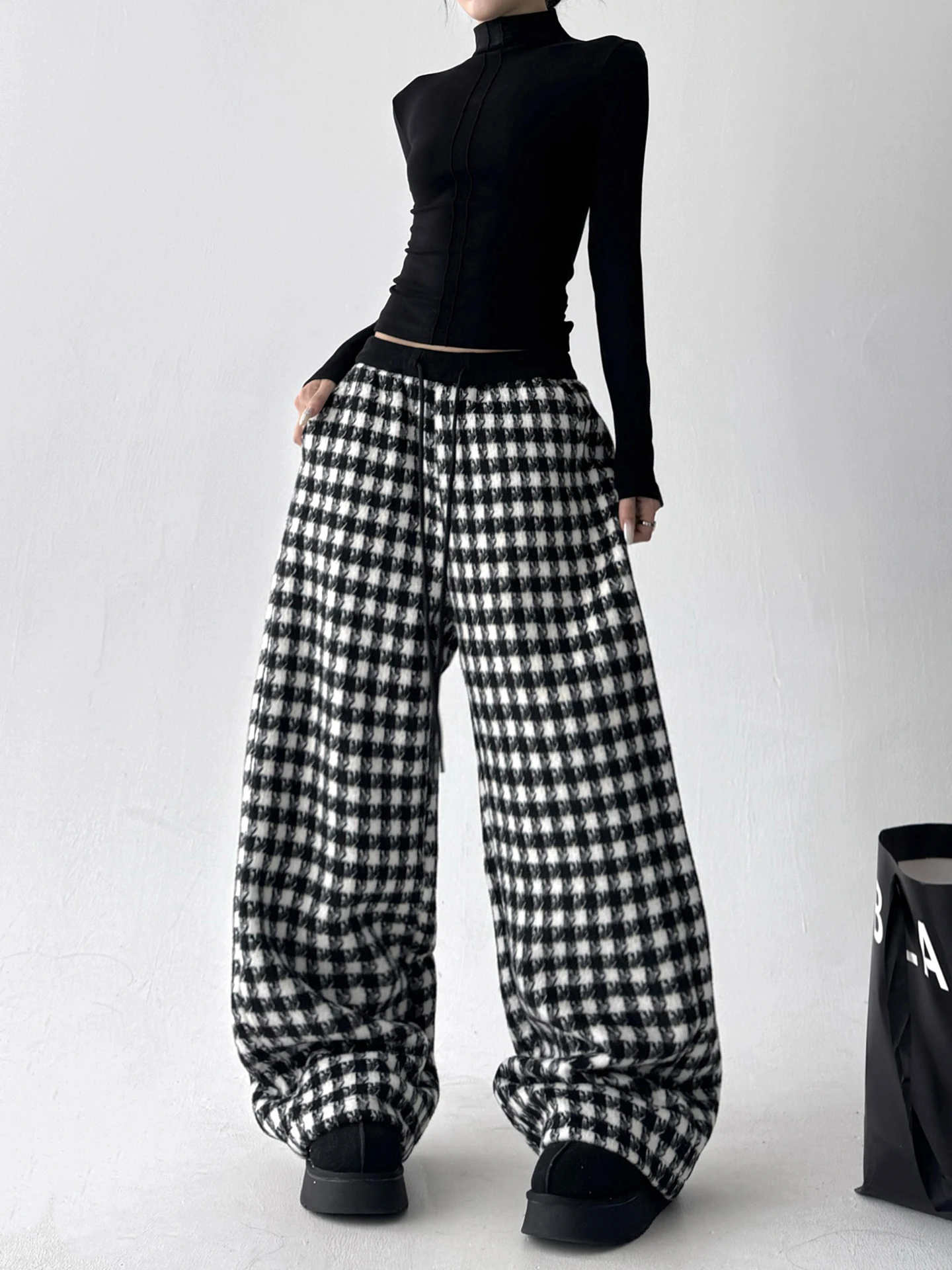 Pantaloni casual da donna larghi scozzesi a vita alta Pantaloni lunghi a gamba dritta retrò americani per donna Inverno 2025