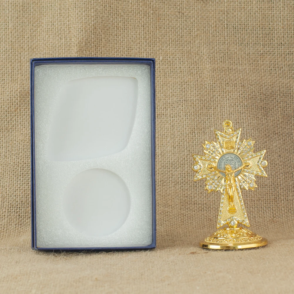HTISOK Vergoldetes Katholisches Kirchenkreuz mit Ständer, Kirchen-, Heim- und Autodekoration, Jesus-Kruzifix, religiöses Kunsthandwerk, Geschenk – Detail 6