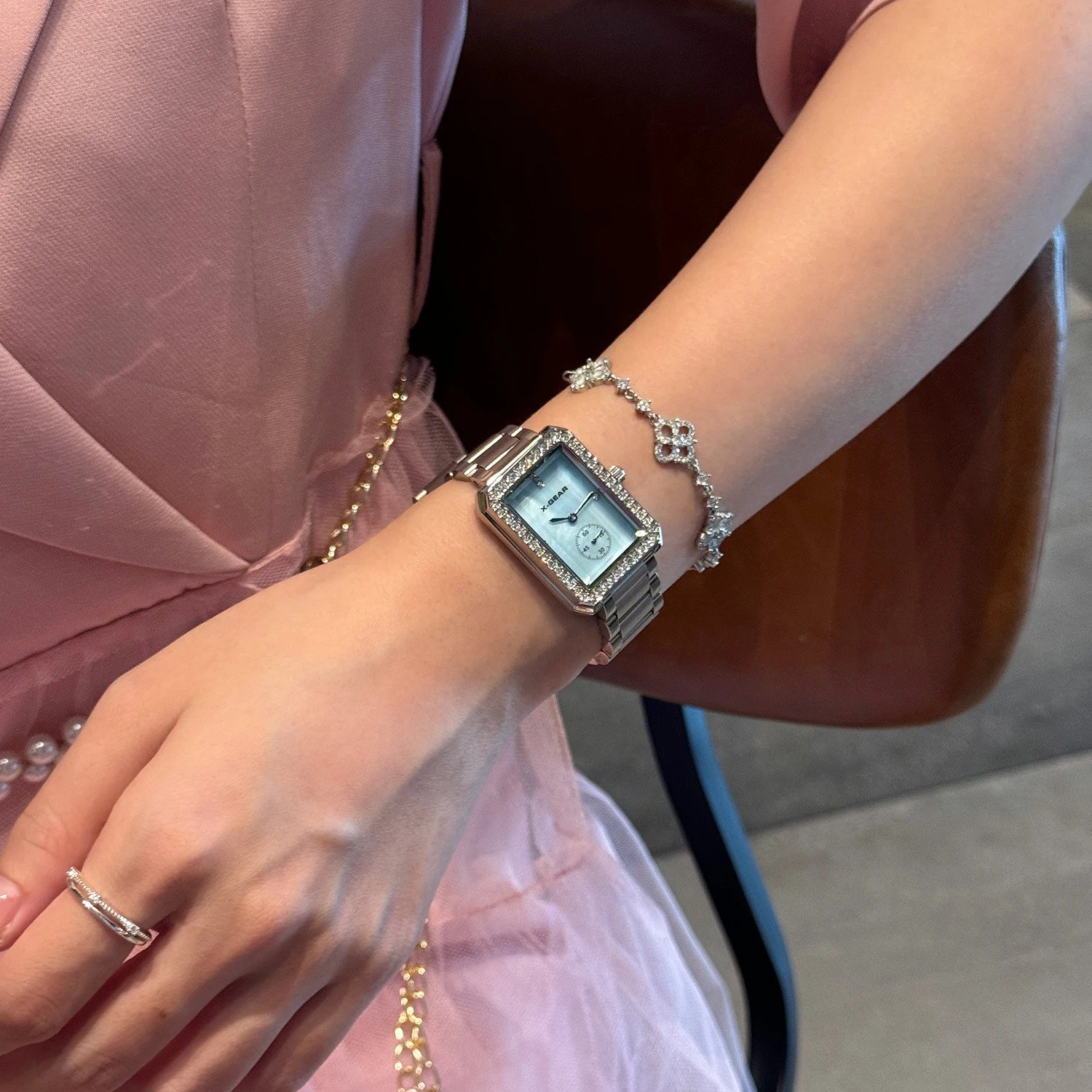 Luxury Ladies' Retro Rectangular Stainless Steel Strap Watch – Minimalist Fashion Quartz Wristwatch