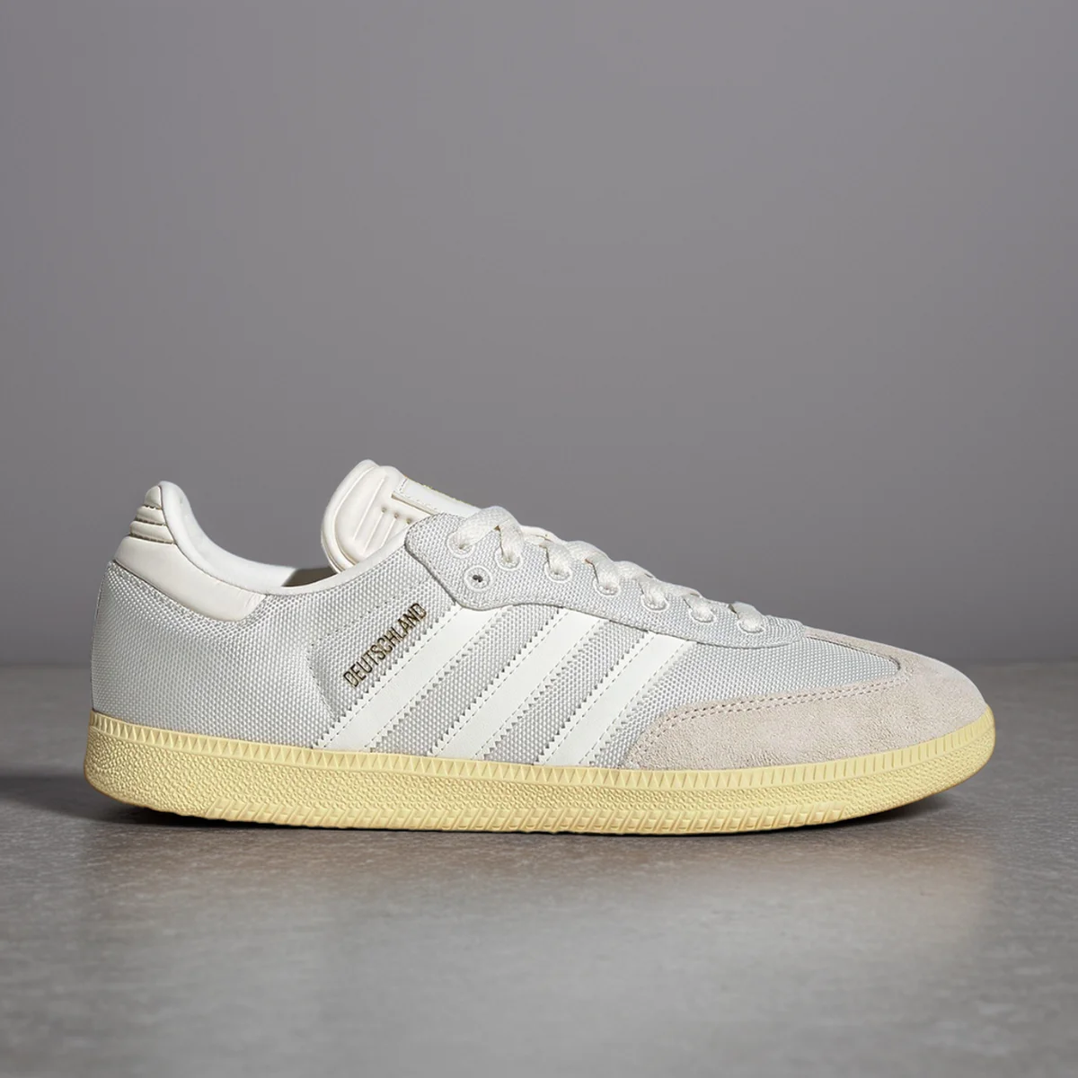 

Adidas Genuine 2025 унисекс дышащие низкие кроссовки на шнуровке JH5649