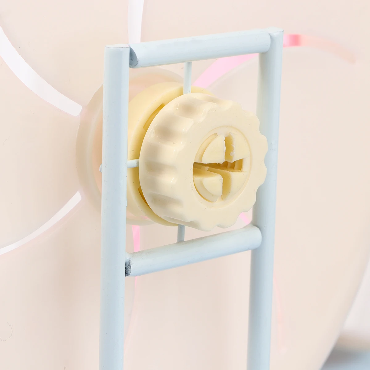 

22Cm Pink Pet Hedgehog Quiet Running Durable Plastic Odor Resistant Easy Clean Play Rest Spot Small Animals