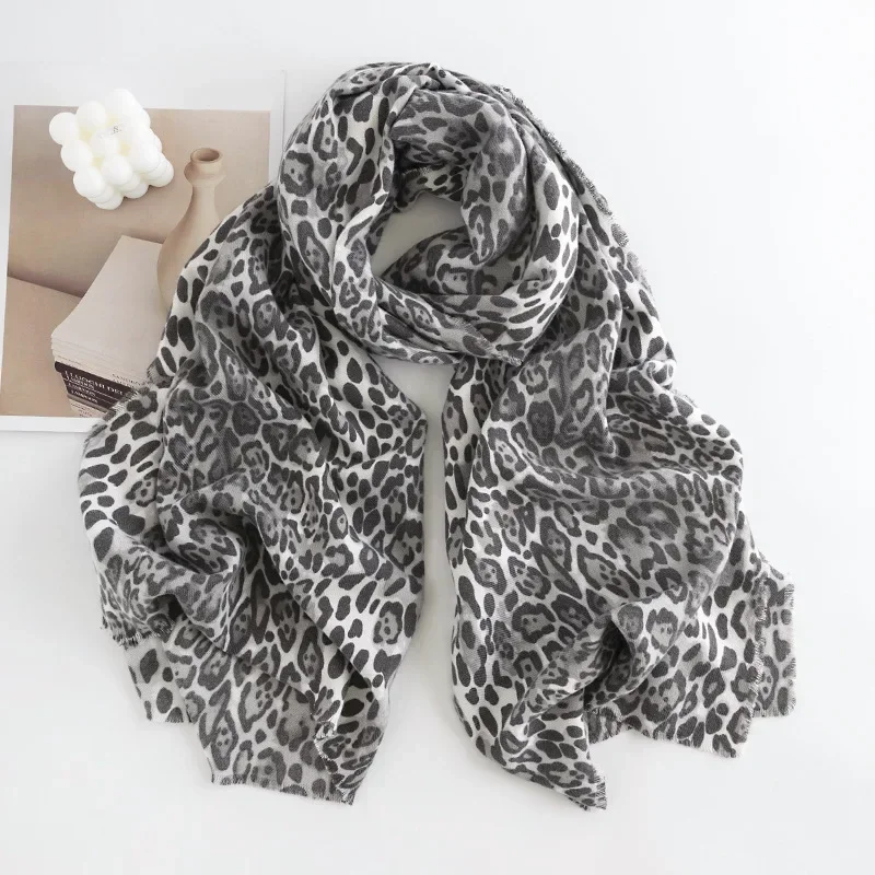 2024 New Leopard Soft Warm Scarf for Women Retro Print Imitation Cashmere Tassel Scarves Shawl Girl Clothing Accessories Gift