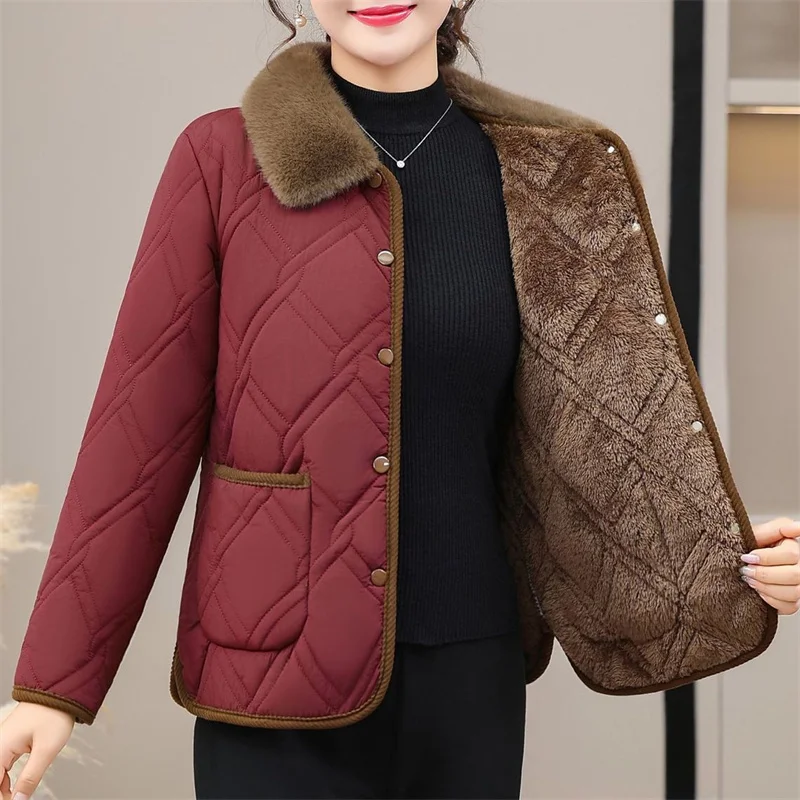 Mom's Short With Velvet Cotton Jacket 2026 New Edition Middle aged Elderly People Grandma's Warm Plush Coat Women Parkas