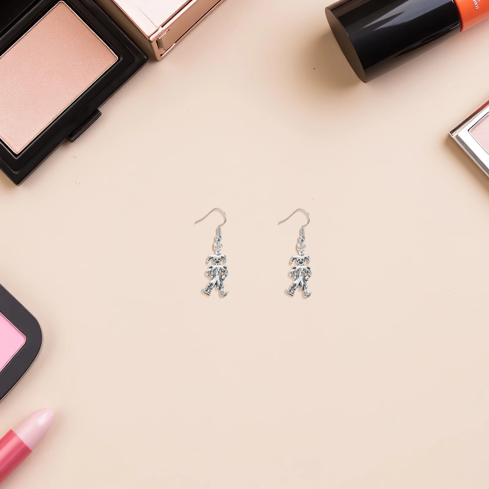 

4 Pairs Clown Earrings Costume for Women Fashionable Carnival Accessories Alloy Funky Dangle Teens