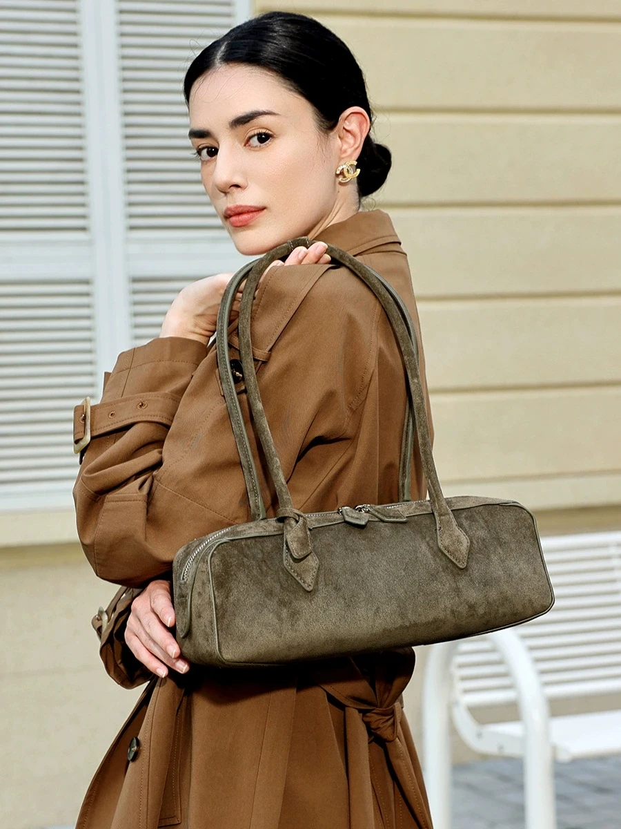 2026 New Minimalist Retro Matte High-Quality Women's Bag Single Shoulder Handbag French Bread Bag Fashionable Women's Purse