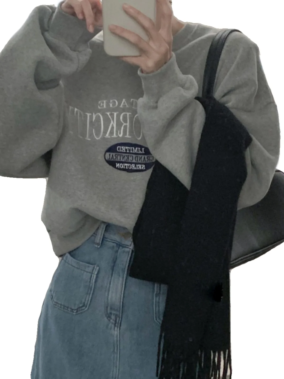 Damska bluza oversize, luźny krój, wygodna, z haftowanymi literami, nowość na jesień i zimę, modna bluzka.