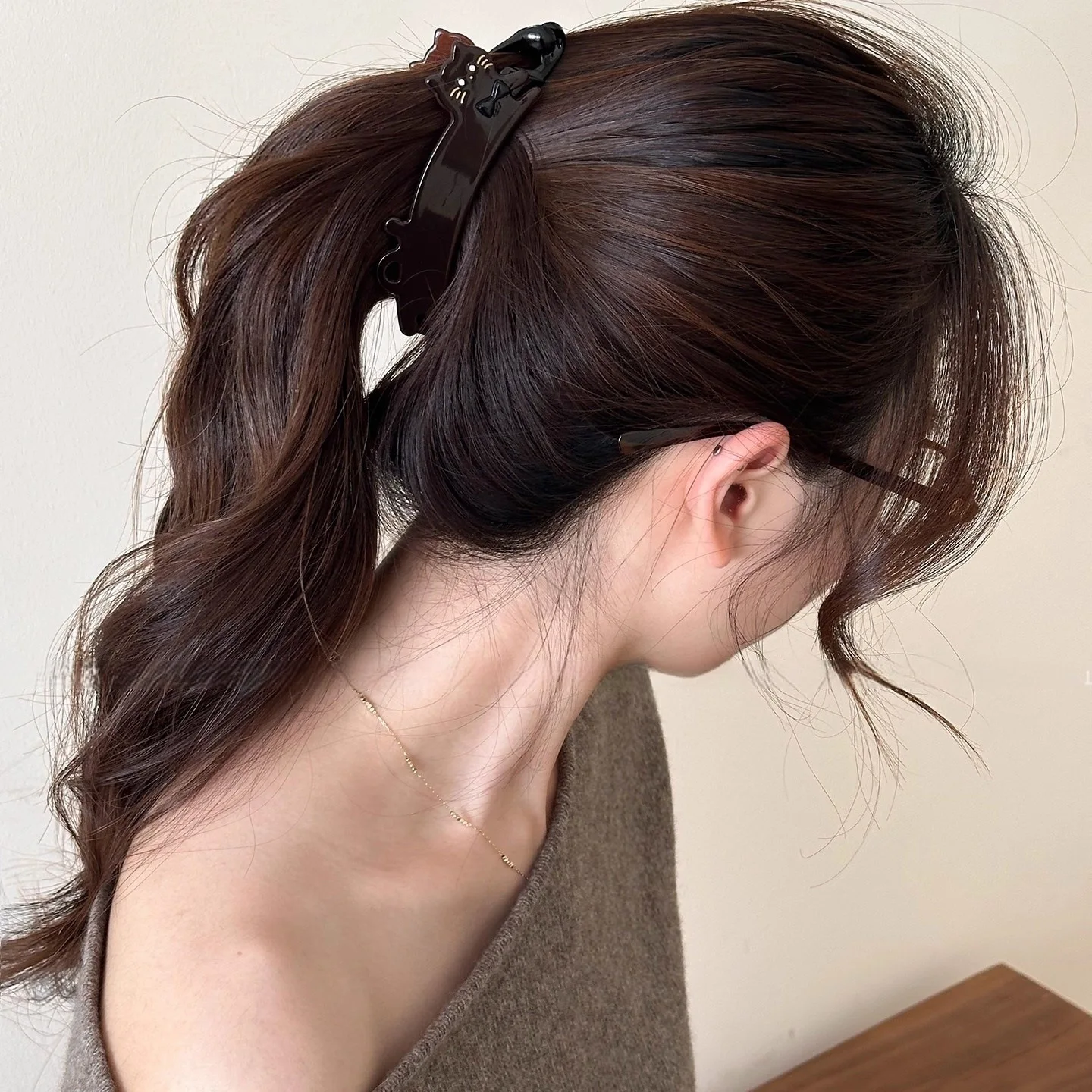 Cute cat banana clip girl's high ponytail twisted hair clip fashionable vertical clip headband hair accessory