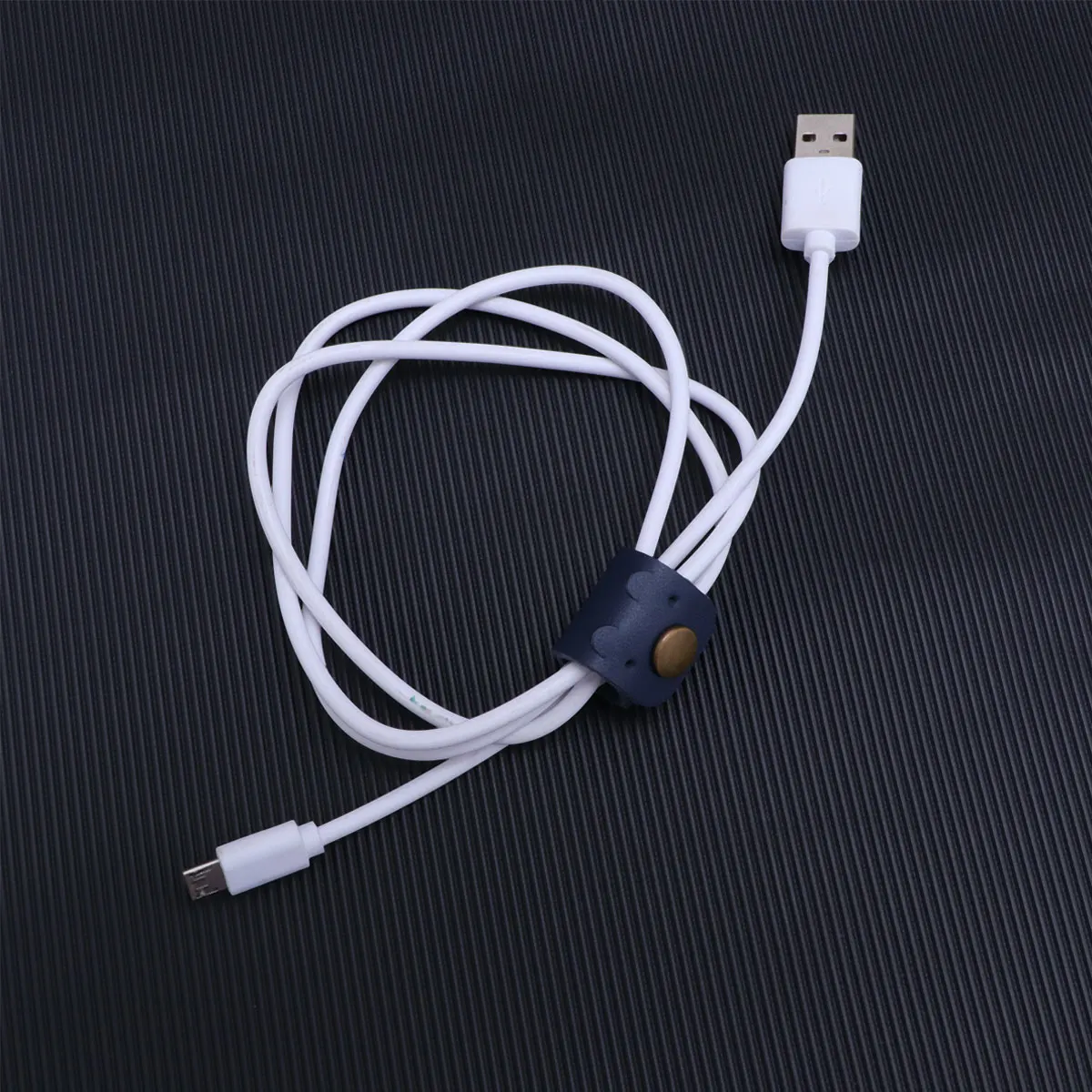

Round Navy Cable Winder Cord Organizer Wire Keeper Earphone Holder Slim Metal Snap Tangle-Free Portable For Travel