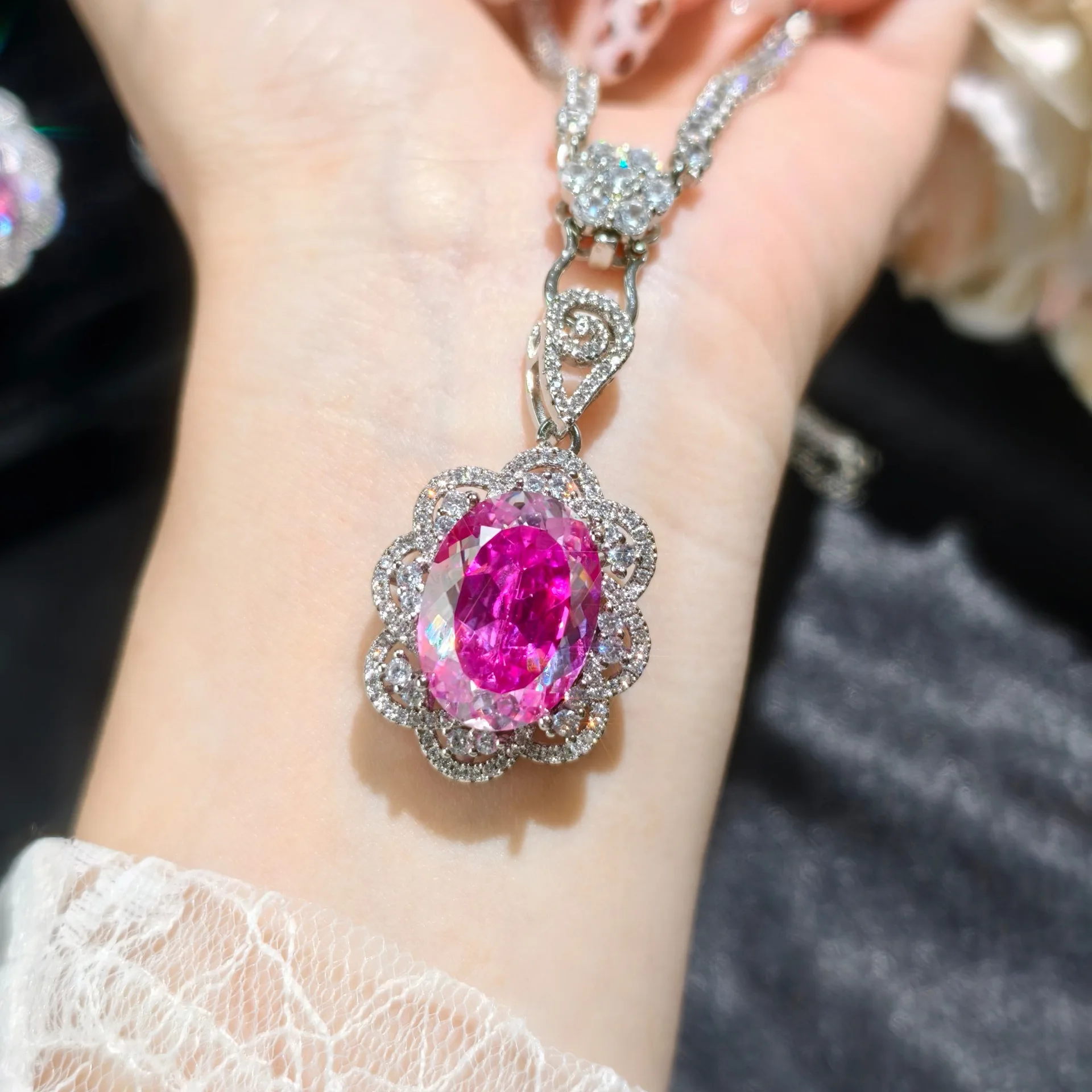 

Shiny Crystal Flower Pendant Female Wedding Jewelry Set Luxury Large Stone Necklace Women Birthday Gift