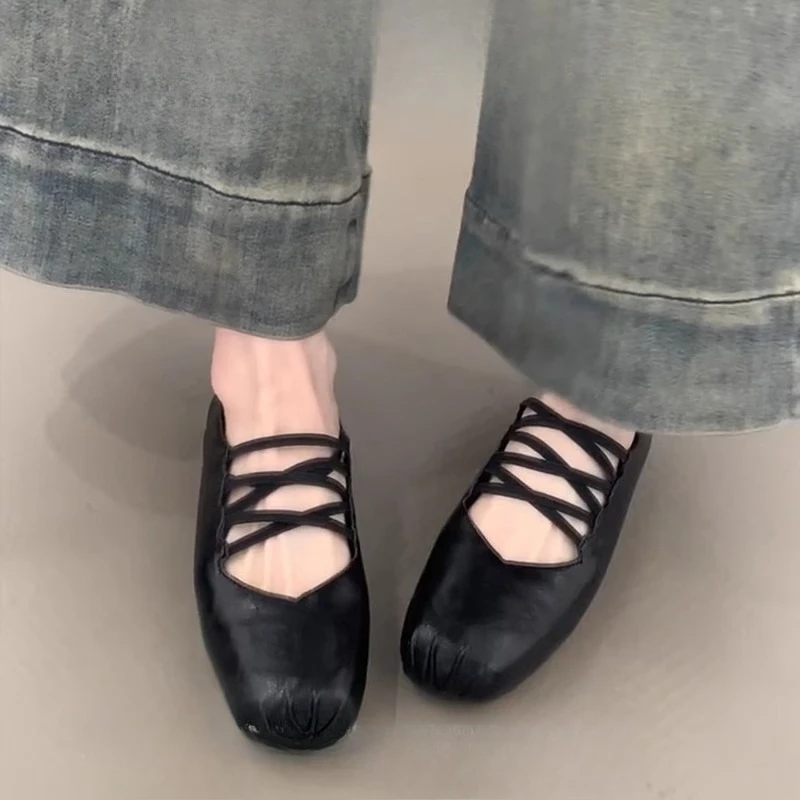 

2025 NEW Designers Woman Flats Shoes Fashion Shallow Slip on Women Soft Sole Shoes Ladies Casual Outdoor Shoe