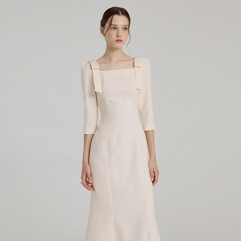 

2026 Spring New Square-Neck Dress With Bow Decoration, Three-Quarter Sleeves, Fishtail Skirt, Long Formal Dress