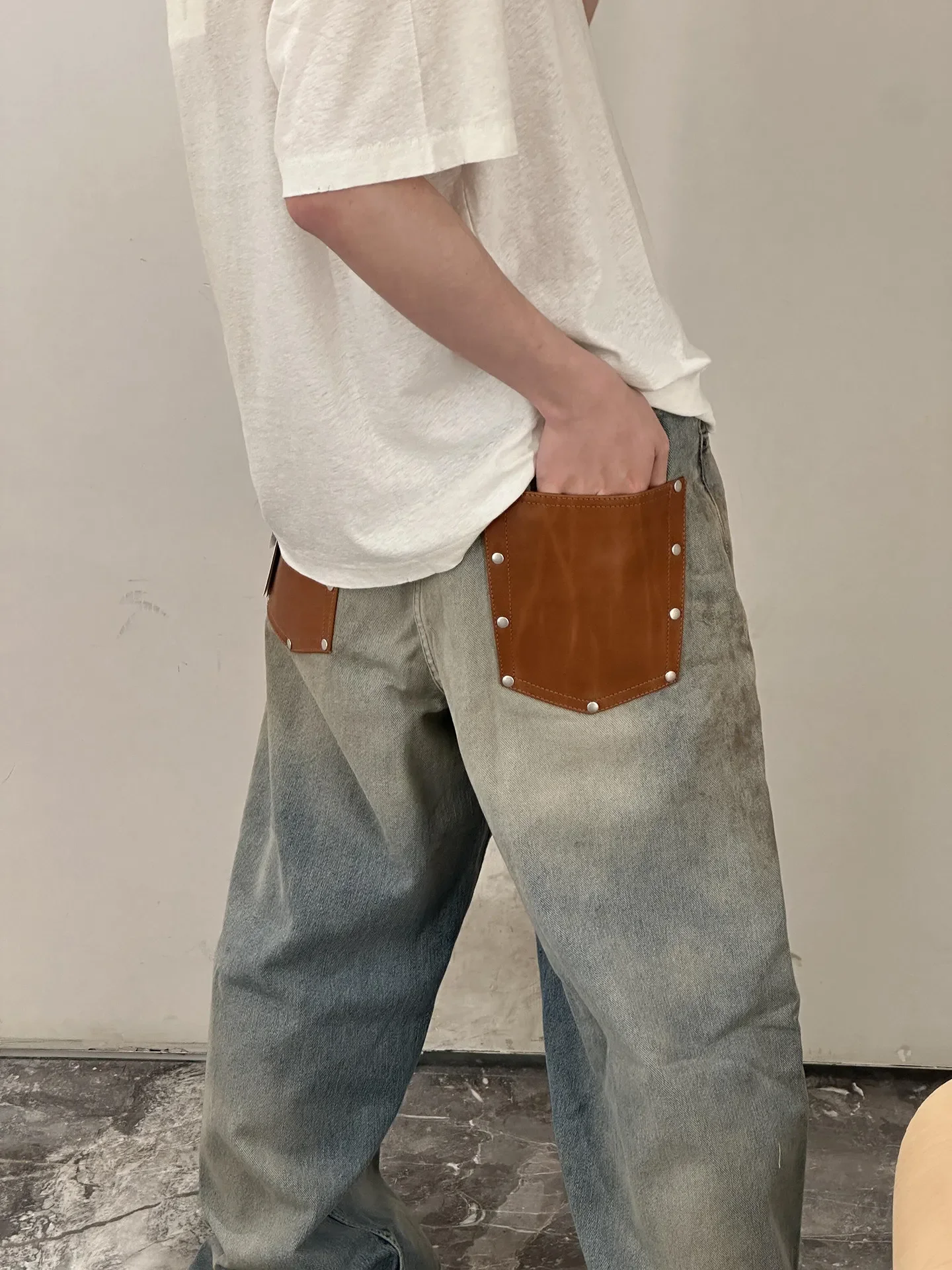 

Ac 1981M Rivet leather bag jeans washed and old handmade mud-dyed dirty pants straight pants