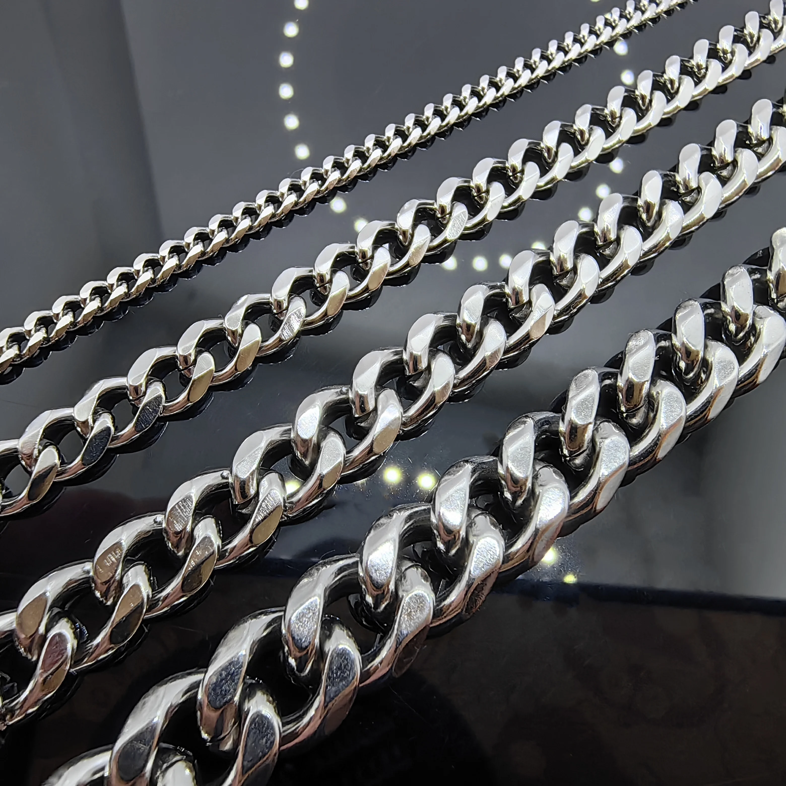 3/5/7/9MM Men's Necklaces Silver Color Chains Stainless Steel Necklace 16-30in Curb Cuban Chain Jewelry