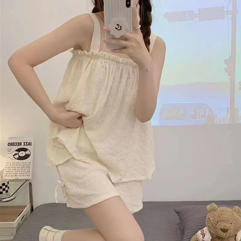 

Summer New Sweet Ruffled Halter Vest Tops Pajamas Lacing Design Loose Shorts Women's Fashion Home Casual Two-piece Set