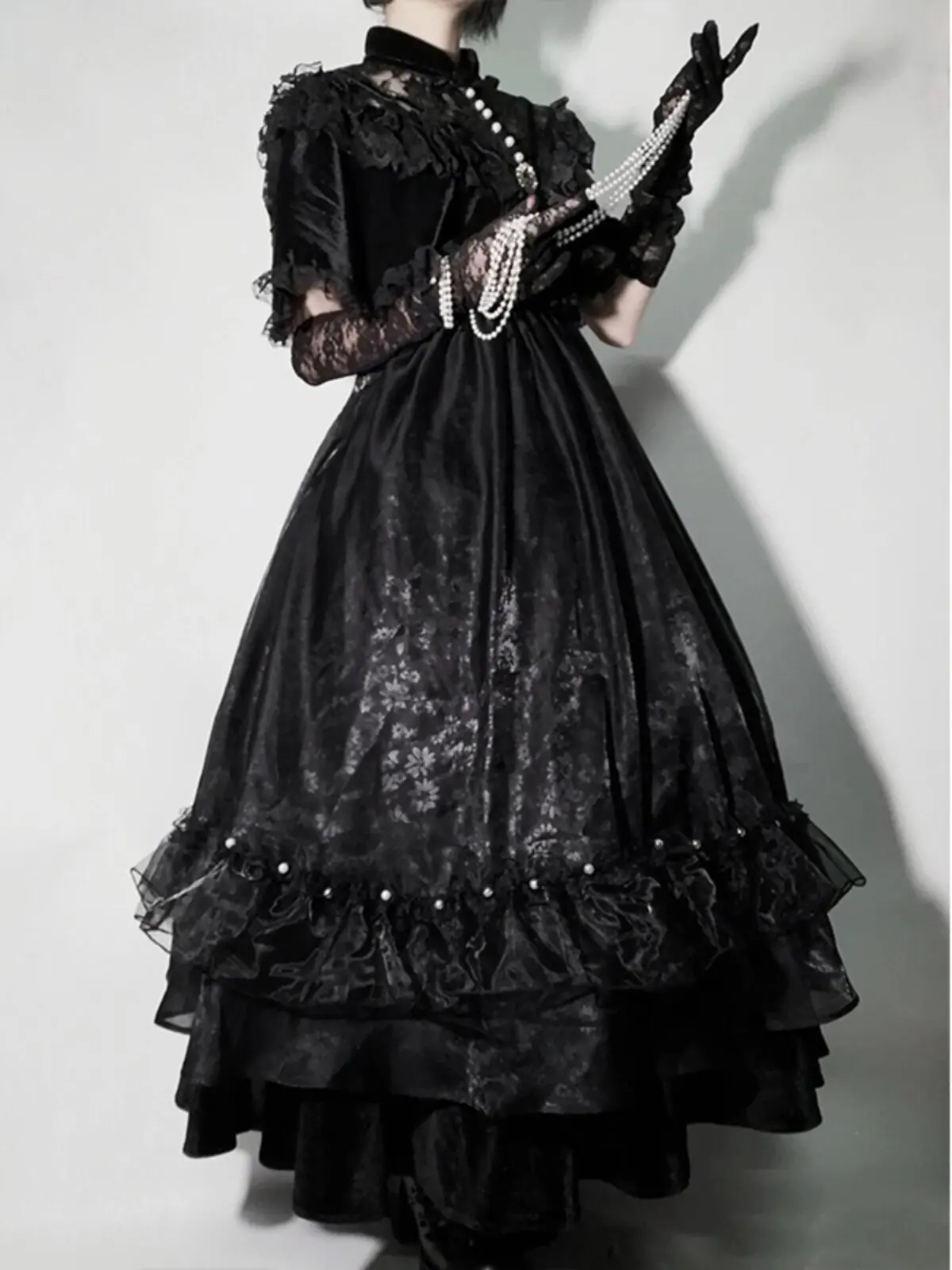 Women Black Velvet Lace Lolita Dress Gothic Dark Court Style Pearl Ruffle Gown For Comic Con Photoshoot Party Costume