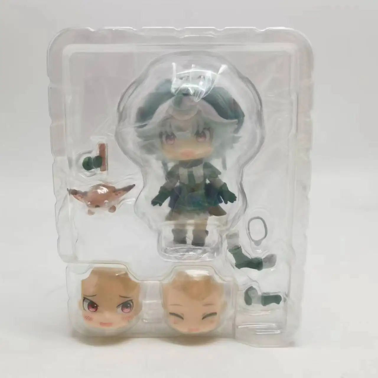 Anime Made in Abyss gousset doré 1888 Figure jouets mignons pour filles pour cadeau d'anniversaire pour enfants 10 cm