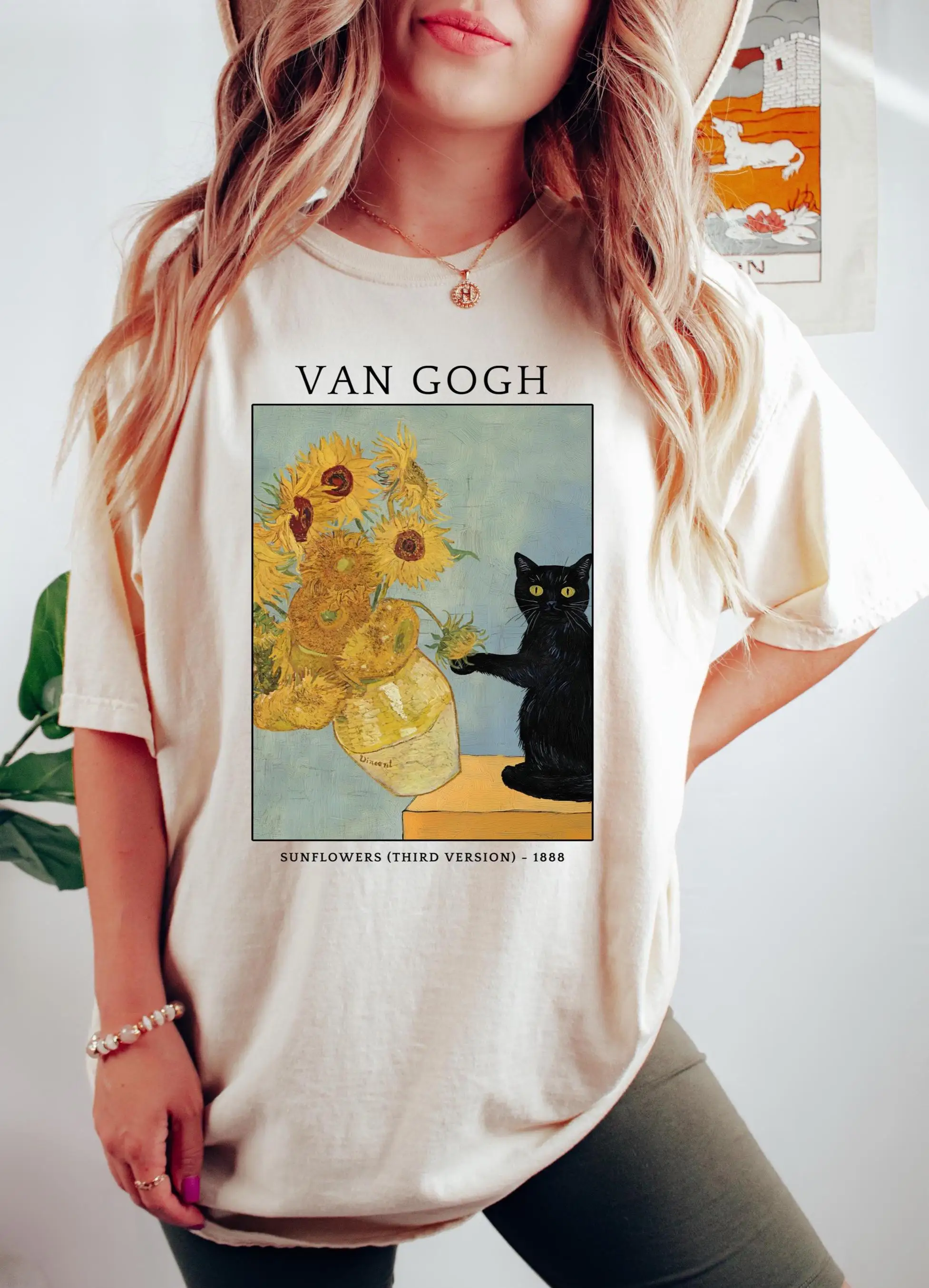 Van Gogh Sunflower Black Cat Print Tee Vintage Aesthetic Art Graphic Short Sleeve Casual Tops For Funny Art Lovers Unisex