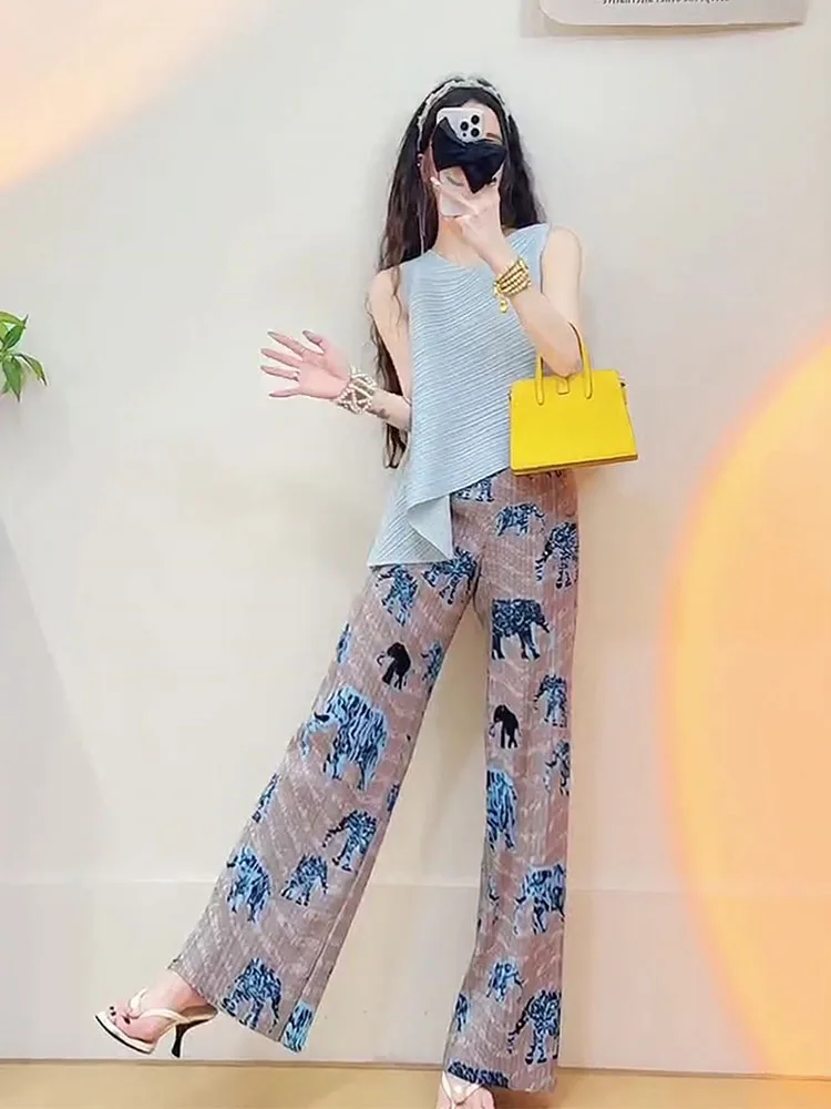 

Summer Casual Loose High Waist Sleeveless Women's Blue Color Folded Set Polyester Breathable round Neck Two-Piece Suit