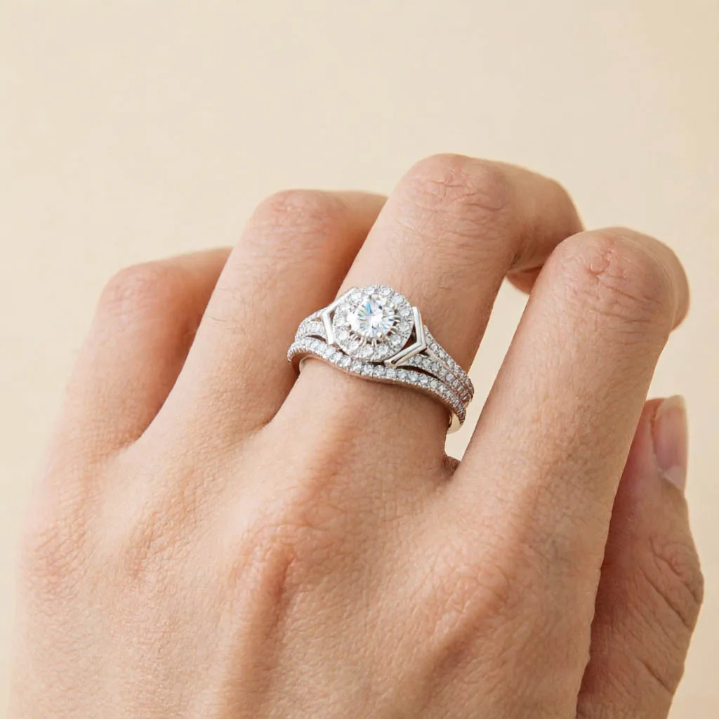 2pcs Engagement Moissnaite Ring Set 18K Gold Plated Luxurious Full Moissanite Stacking Ring 925 Silver for Women Wedding Jewelry