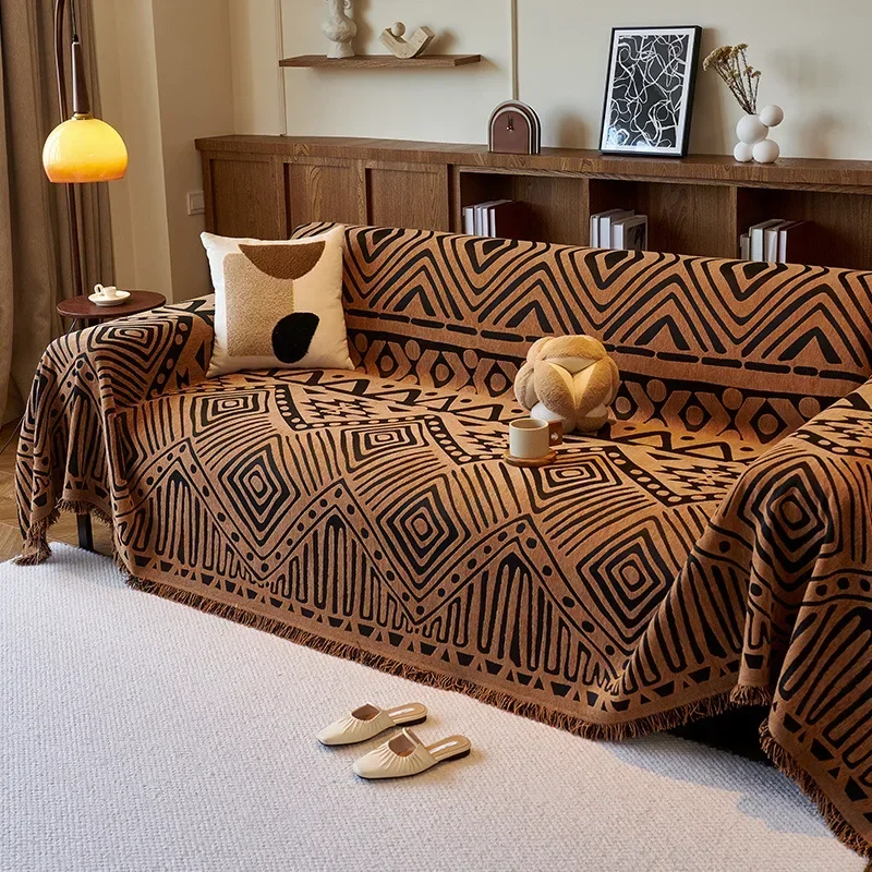 

Luxury Style Chenille Sofa Towel With Tassels Double-side For Living Room Camping Picnic Large Blanket Leisure Relax Beach Towel