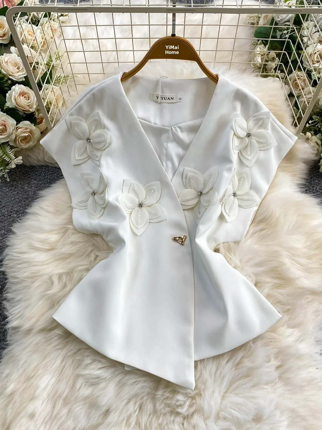 

Elegant V-Neck Jacket Women's Design Beaded 3D Flower Decoration Lady Atmosphere Small Top Summer Casual Shirt