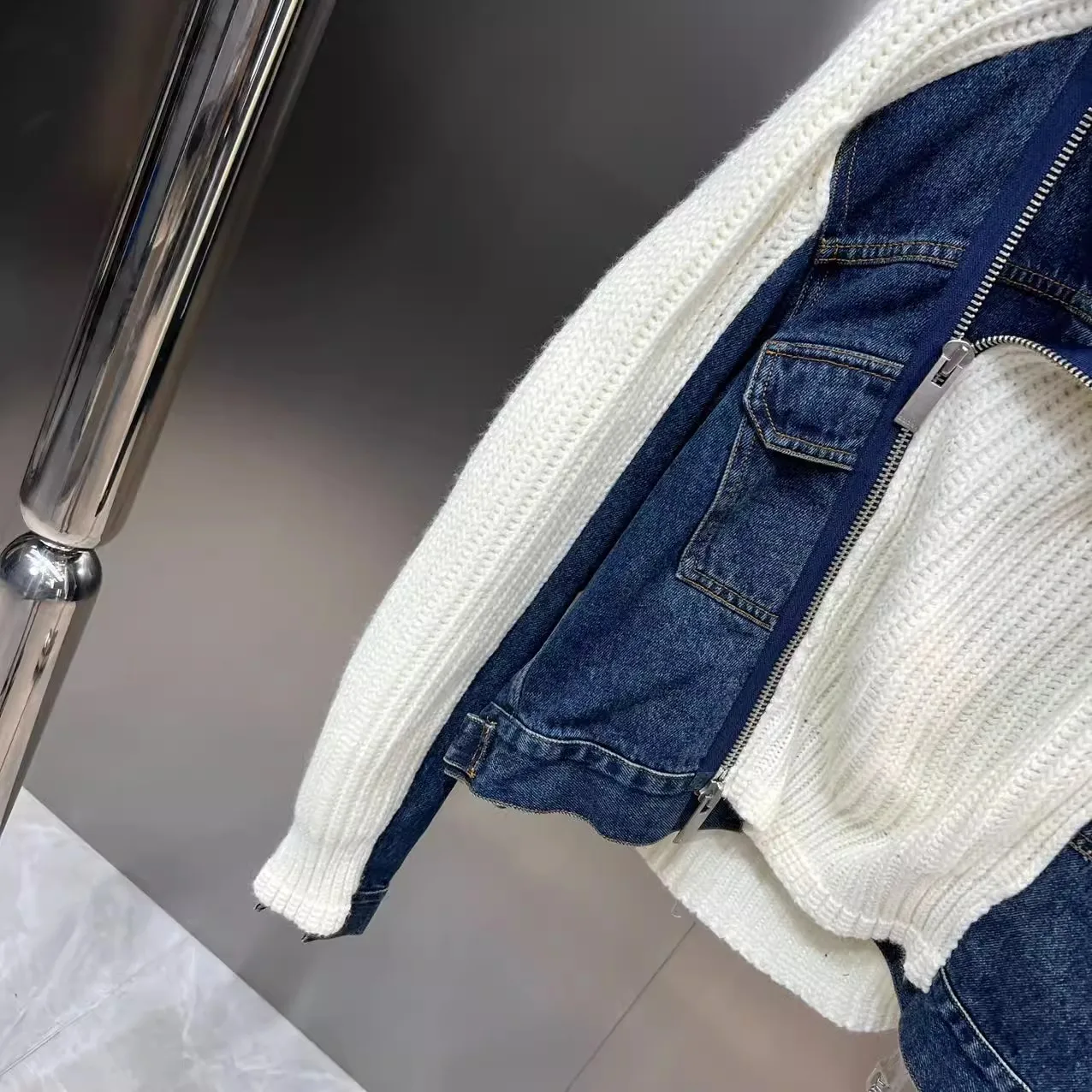 2023 autunno nuovo colletto rovesciato manica lunga Patchwork lavorato a maglia cerniera in Denim falso due pezzi giacche eleganti per le donne Y4400