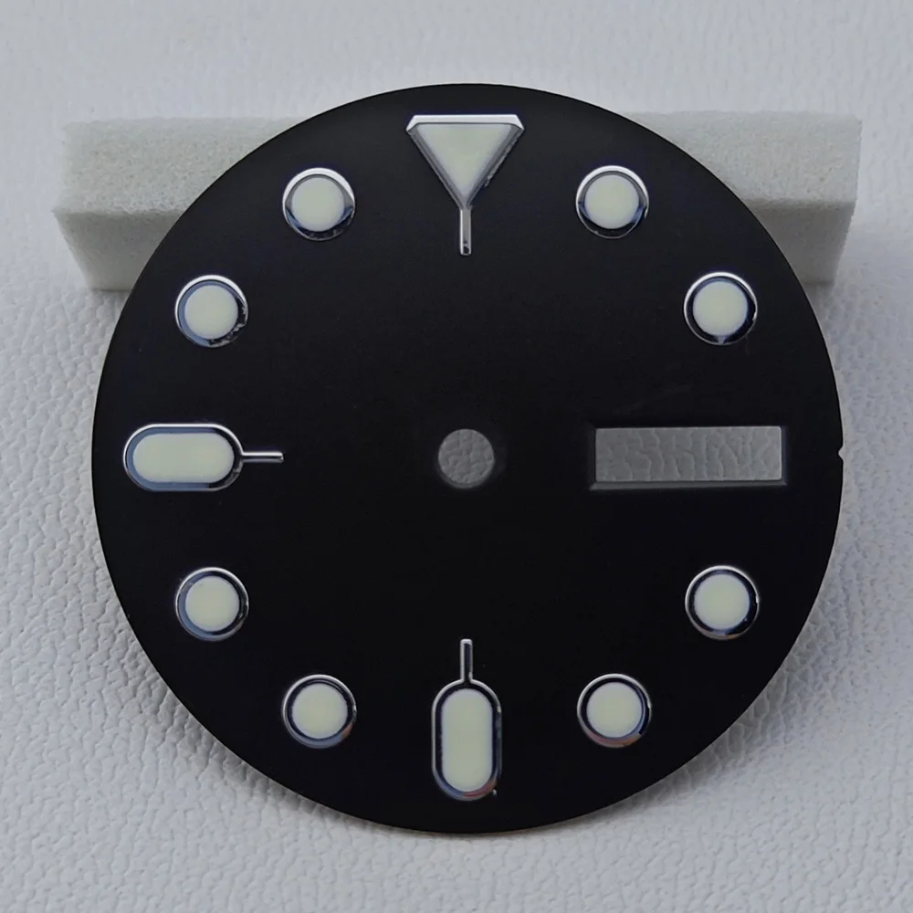 28.5MM dial diameter dual calendar dial suitable for NH36 watch movement accessories with green luminous dial Customizable logo