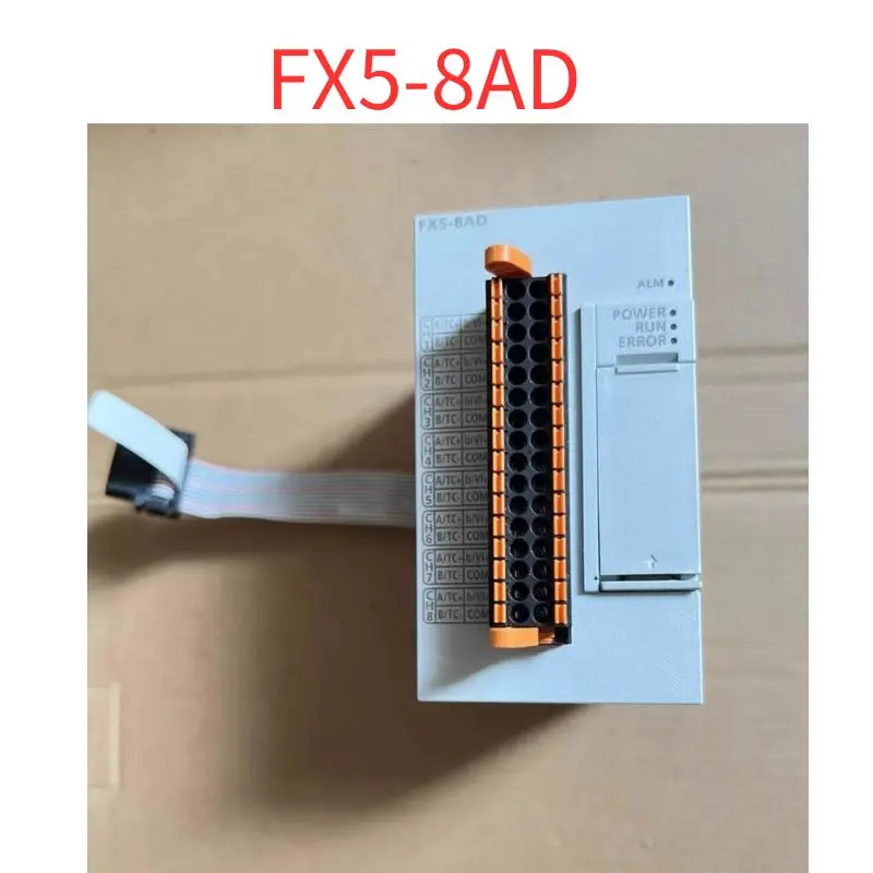 

Brand new FX5-8AD Genuine PLC Module