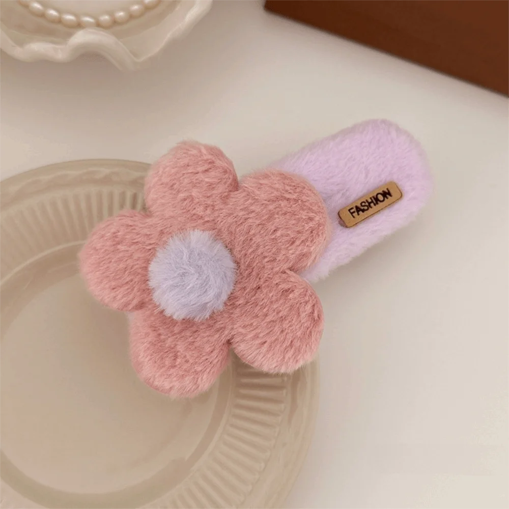 

Special Occasions Sweet Plush Flower Hair Clip Cute Soft Headwear Accessories Large Fashion Duckbill Clip Autumn Winter