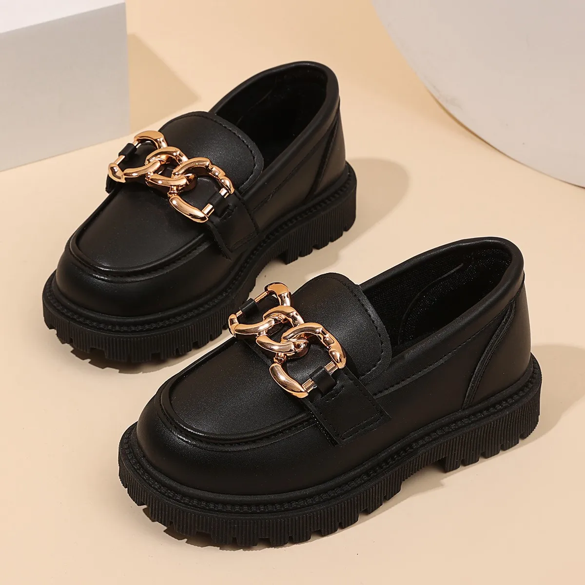 

Girls Casual Shoes Slip-on Chic Children Flat Shoes Princess Style 2025 Autumn New Kids Leather Shoes Soft Bottom Comfortable