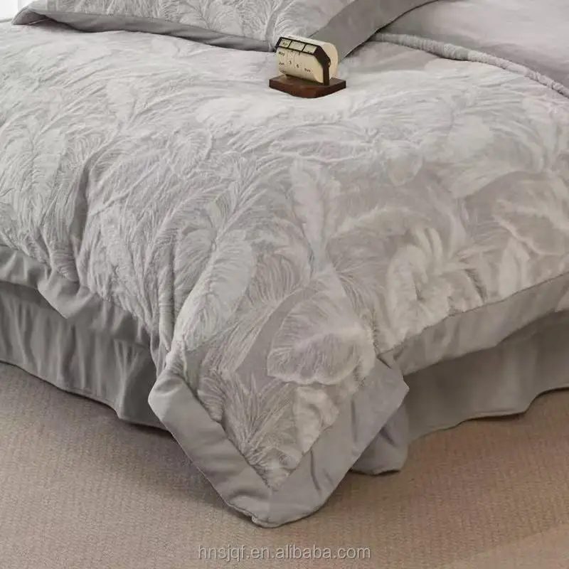 New Style Light Color Warm Wind Eco-friendly Polyester Flower Pattern Bedding Set for Home Bedroom