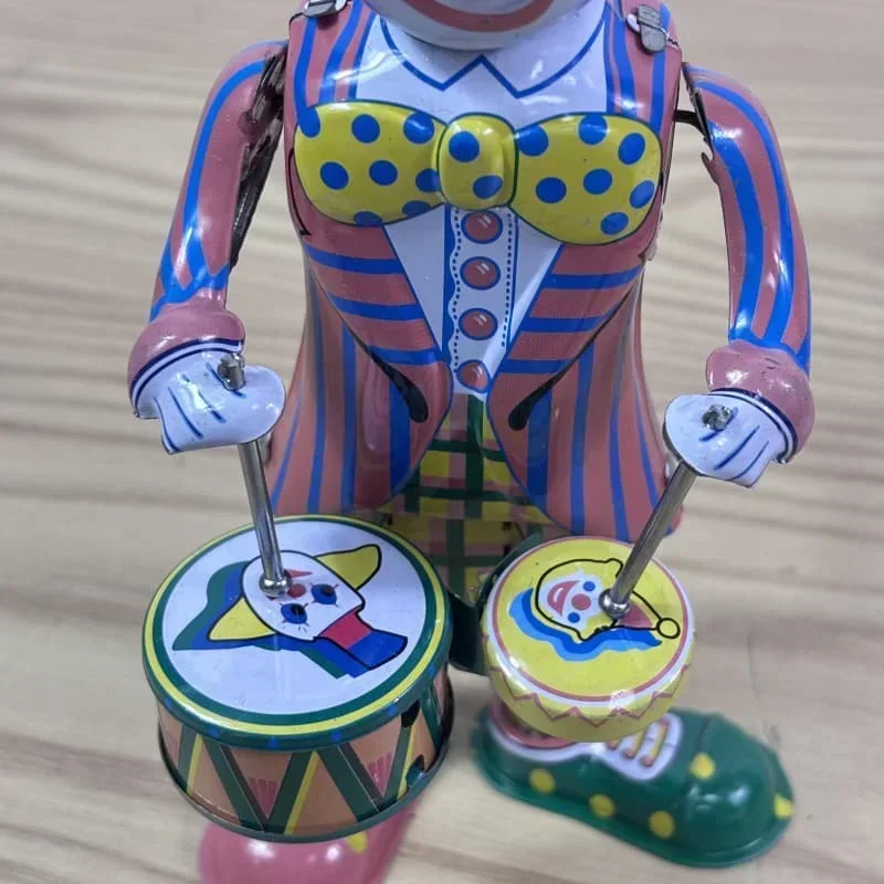 [Divertente] Collezione classica Orologio retrò Carica metallo Giocattolo di latta da passeggio Tamburo Clown batterista Robot Giocattoli meccanici regalo per bambini