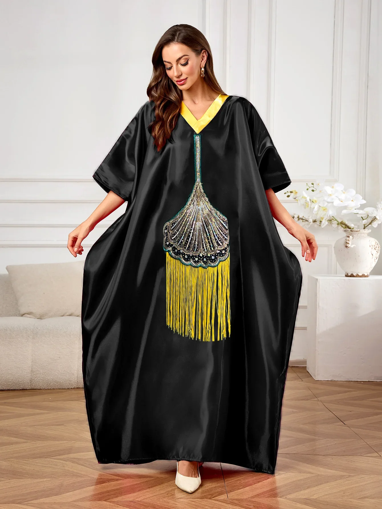 

Dubai African Muslim Fashion Tassel Sequin Dress Caftan Marocain Evening Party Dresses Boubou Djellaba Femme Abayas for Women