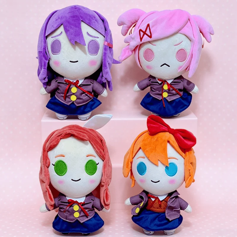

Плюшевые игрушки DDLC Doki Doki Literature Club: Моника, Натсуки, Сайори, Юри — милые мягкие куклы из хлопка для детей