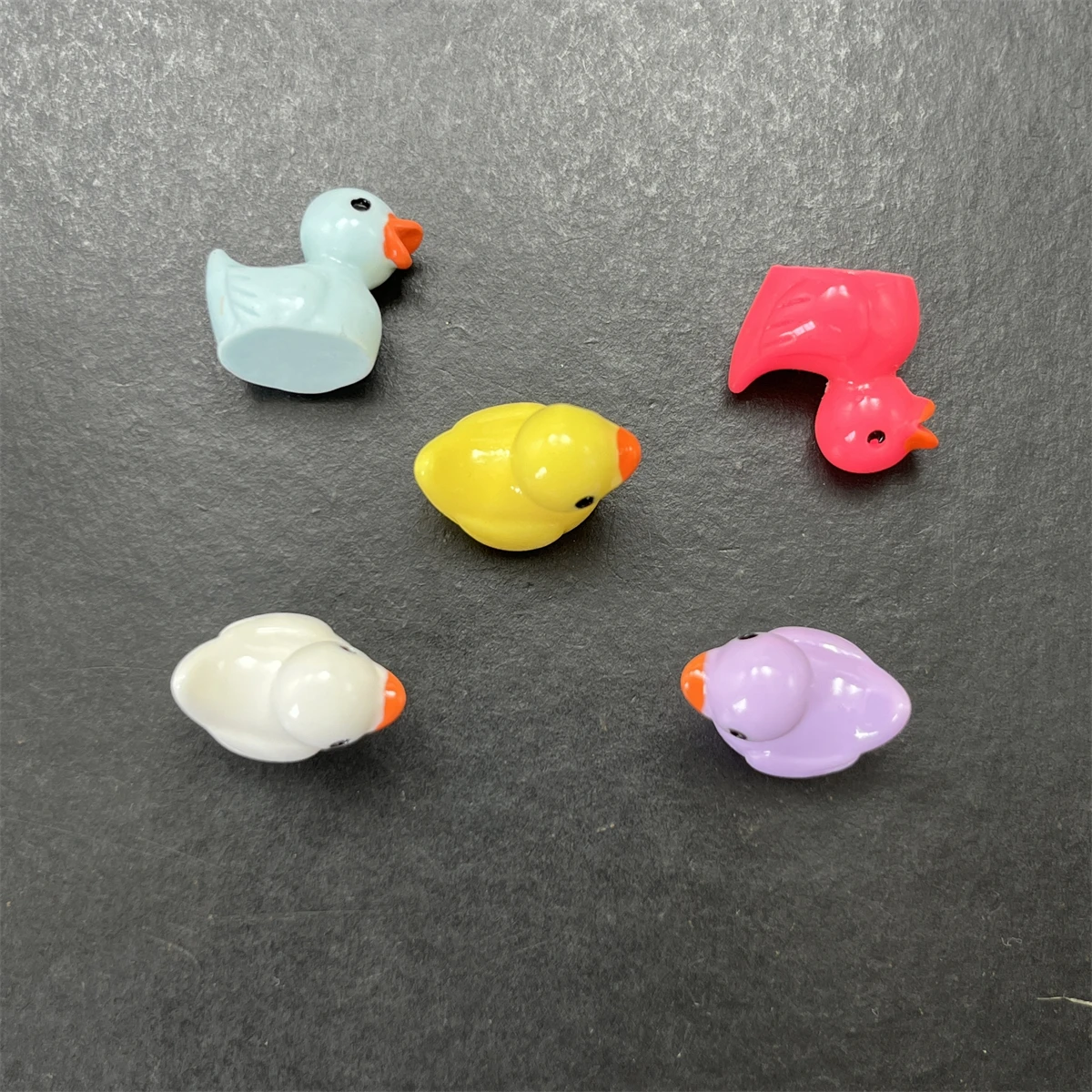 10pcs 5-color Classic And Cute White Blue Pink Yellow Purple Duckling Patch DIY Handmade Charm Jewelry Connector Accessories