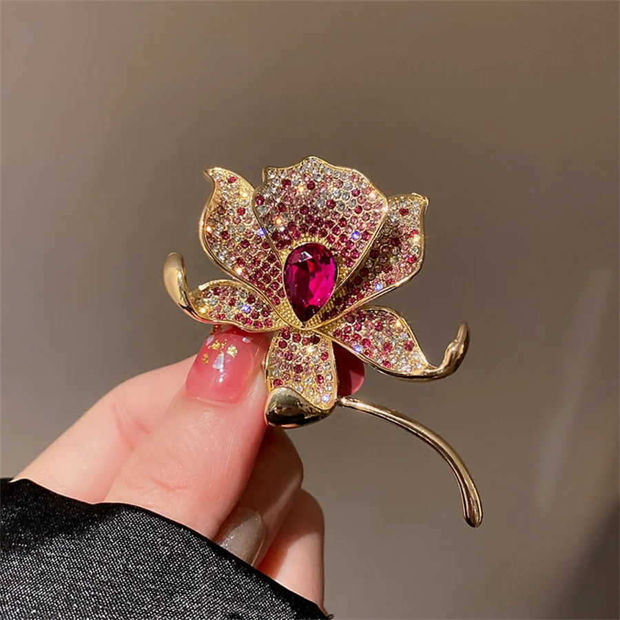 Rinhoo Fashionable Small Opal Flower Brooches Pins Elegant Rhinestone Flower Bouquet Lapel Badge Wedding Corsage Party Jewelry