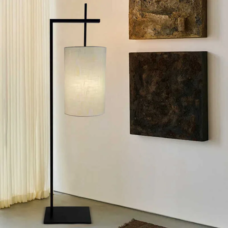 

Japanese creative living room next to sofa bedroom study tea room zen high-end American retro vertical bedside floor lamp