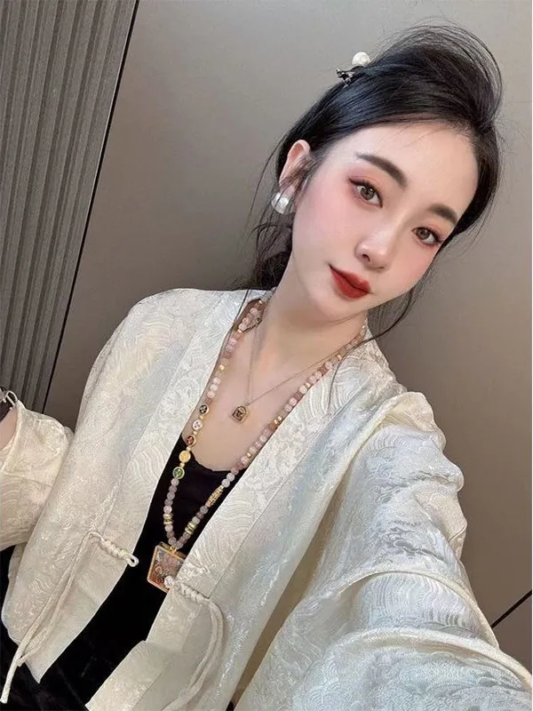 

Autumn 2025 New Chinese Sle Loose Fit Women's Jaet with Button Embroidery Design Slimming Top Trendy ort Outerwear