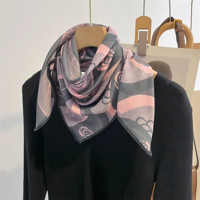 女性プリントスクエアスカーフファッションレトロバンダナ軽量ステインネッカチーフヘッドバンド