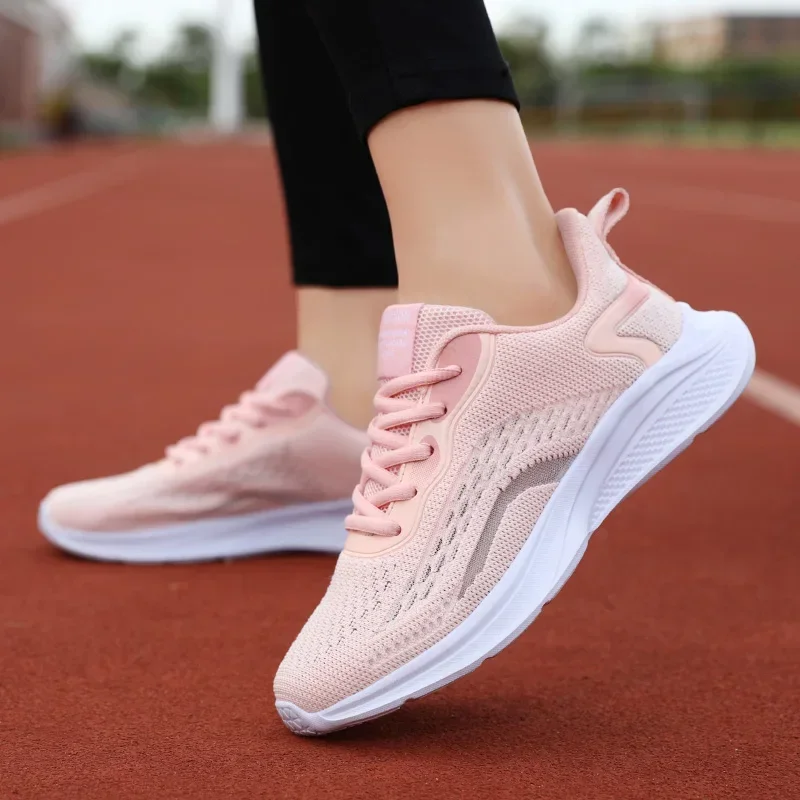 Flat Lightweight Jogging Shoes Fashion Breathable Flying Weave Ladies Casual Sneakers Women Non-Slip Sports Autumn Running Shoes