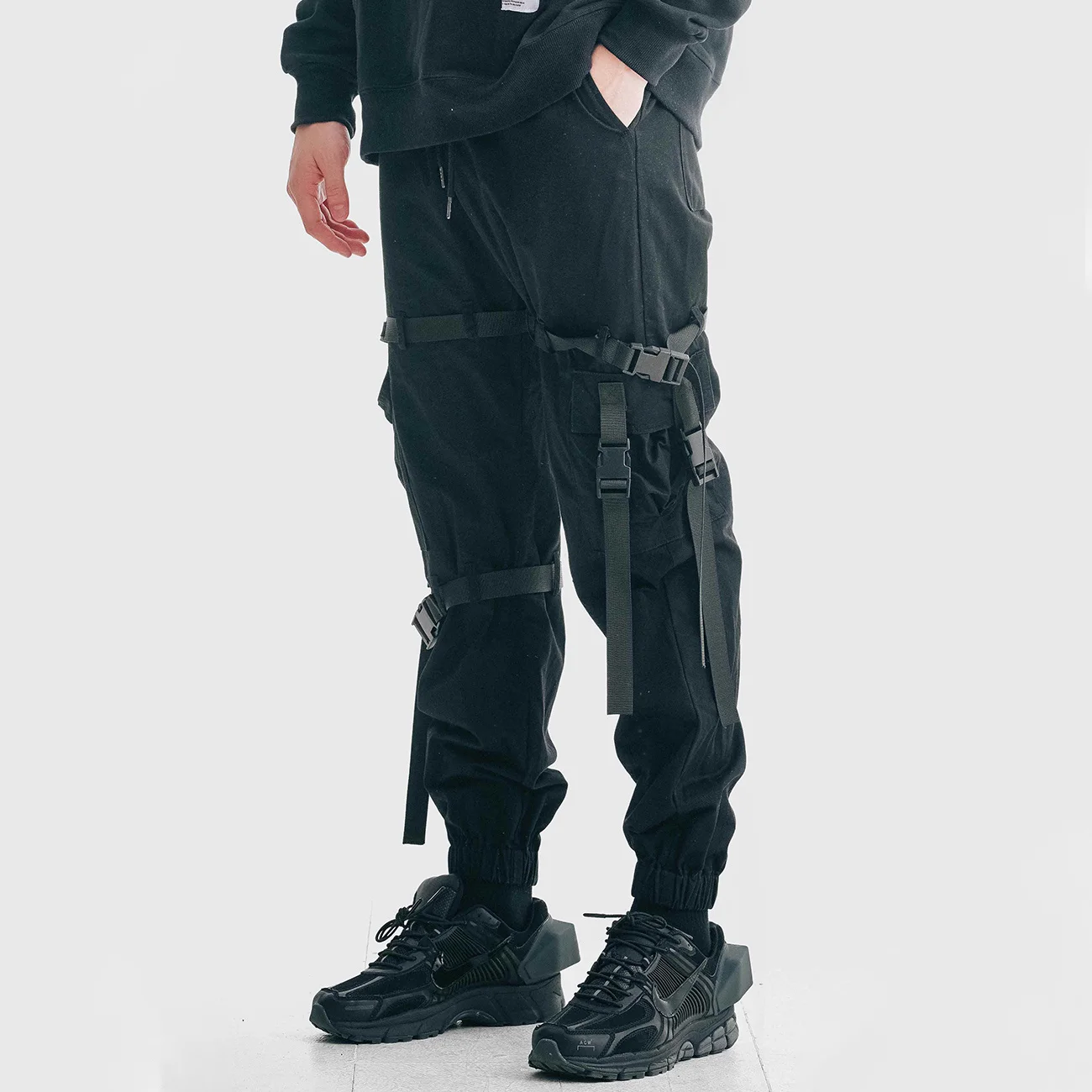 

Tactical Men Functional Joggers Pants Buckle Ribbons Cargo Pants Hip Hop Loose Casual Pants Trousers Black