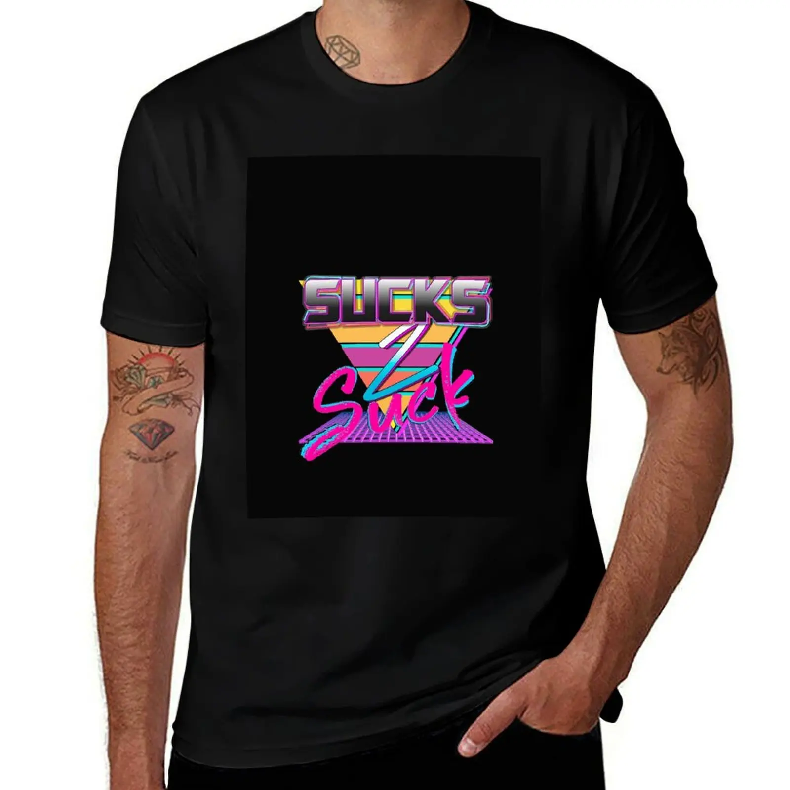 Sucks To Suck Retro 80s Sucks 2 Suck T-Shirt Simple Graphic Design T-Shirt