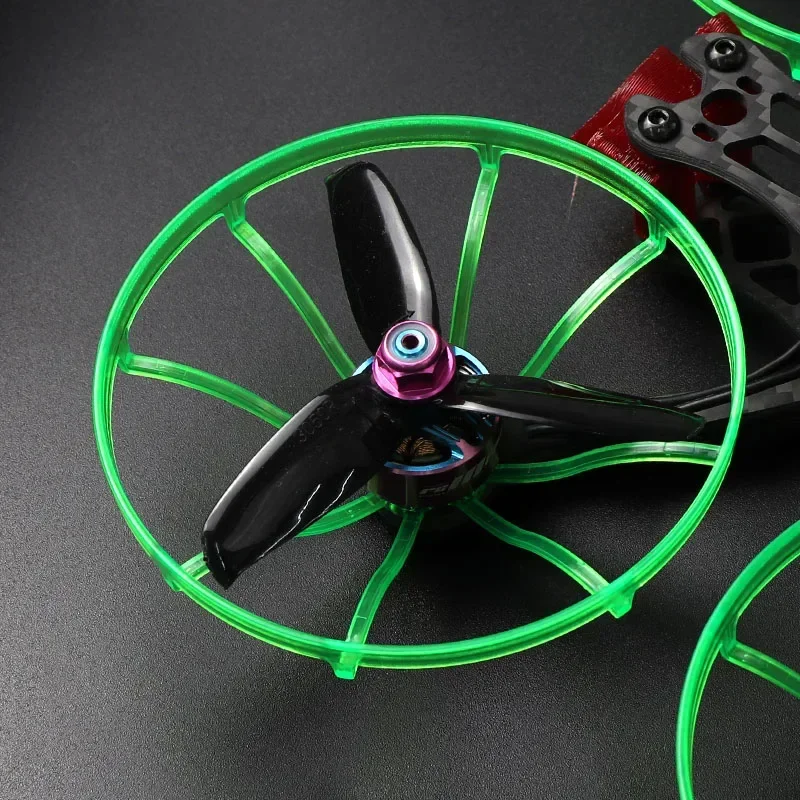 4 szt. 3-calowa osłona śmigła (średnica wewnętrzna 82 mm) ze śrubami M2*8