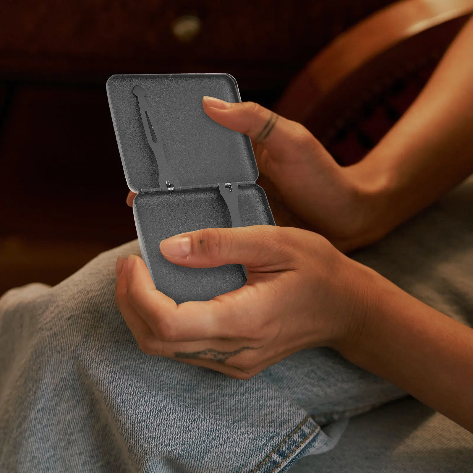 

Metal Case Portable Durable Smoking Box For Outdoor Travel Compact Cigarette Storage Holder Cigarette Carrying Box