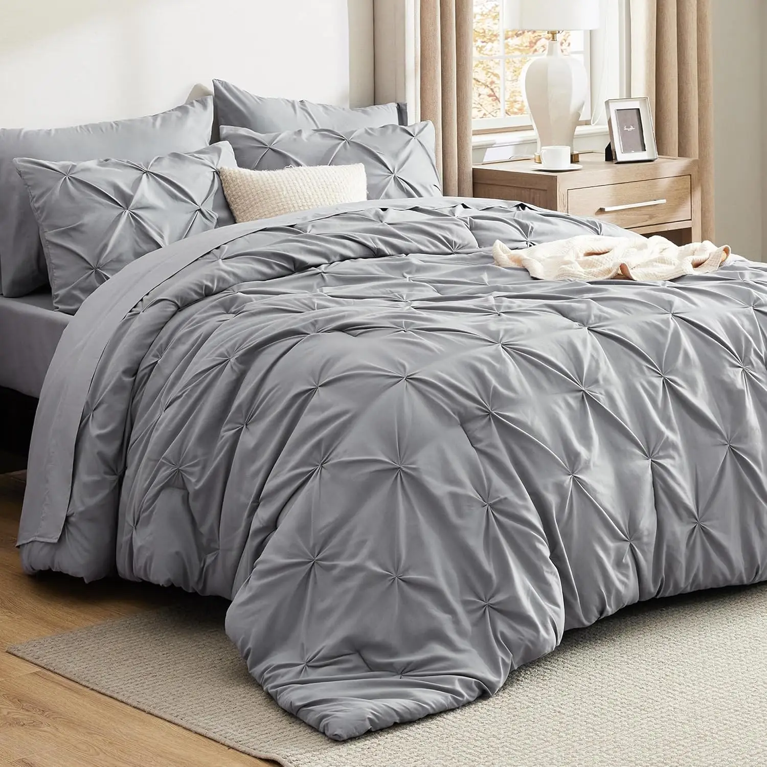 

100% Cotton Pinch Pleated Textured 3 Piece Duvet Cover with Zipper Closure Corner Ties Bedding Set with Pillowcase