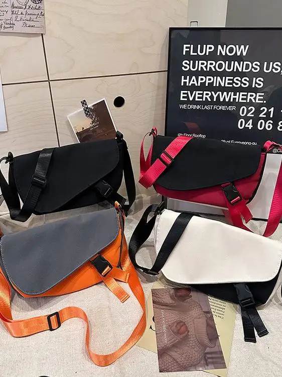 2025 New Men's Crossbody Bag Sports Hip Hop Trendy Street Style Messenger Bag Color Block Design Casual Outdoor Functionality