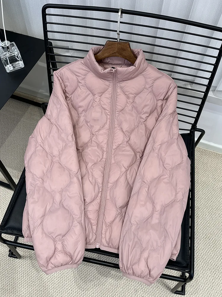 2025ฤดูหนาวStand Up Collarอเนกประสงค์น้ําหนักเบาปักเป้าลงเสื้อแจ็คเก็ตผู้หญิงUltra Light Warm Parka 90เป็ดสีขาวลงCoat