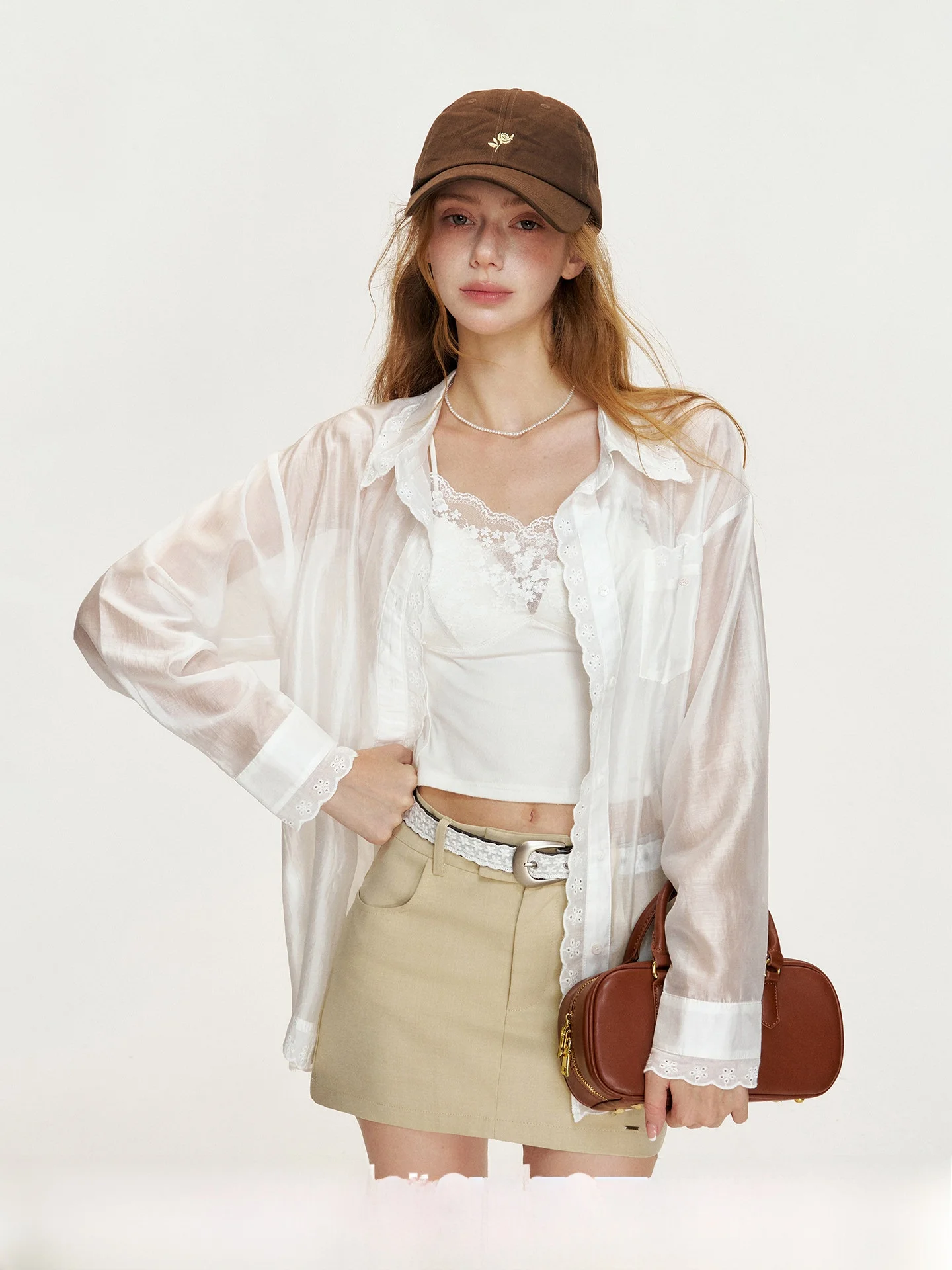 

Стильная легкая шелковая блузка свободного кроя с отложным воротником и декором в виде пятилепесткового цветка, женская повседневная модная блузка для бизнеса и отдыха